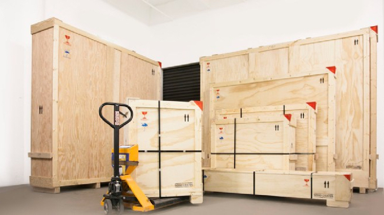 Enclosed car shipping crates for secure international air freight